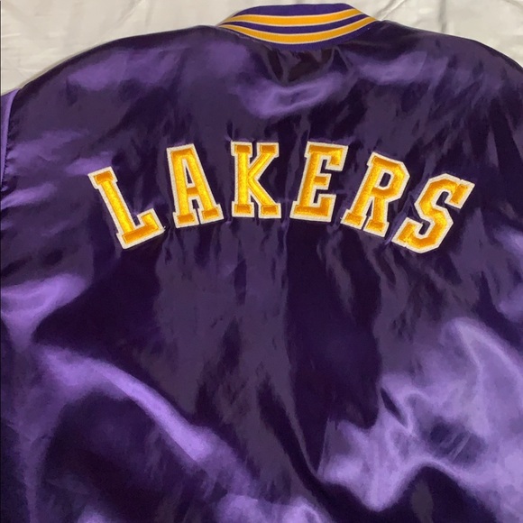 Lakers Vintage Bomber Jacket - Picture 2 of 4